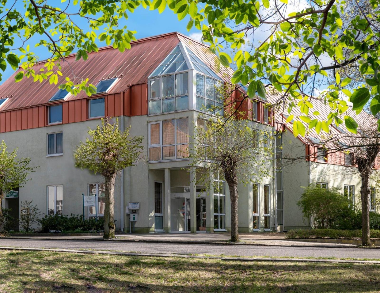 Akzent Parkhotel Trebbin Экстерьер фото