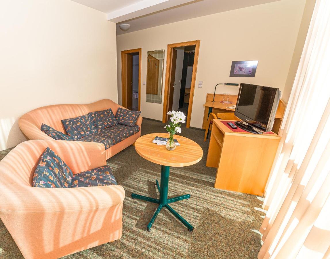 Akzent Parkhotel Trebbin Экстерьер фото