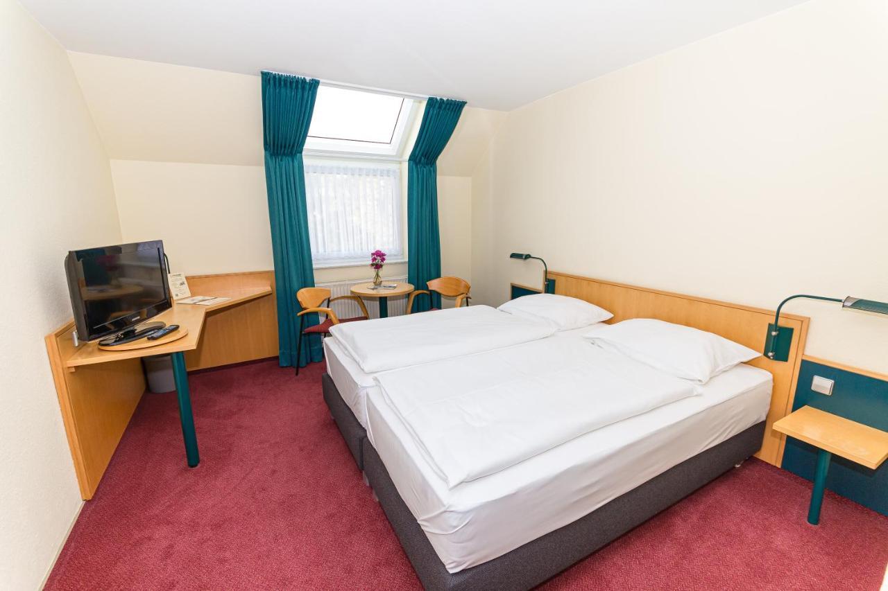 Akzent Parkhotel Trebbin Экстерьер фото