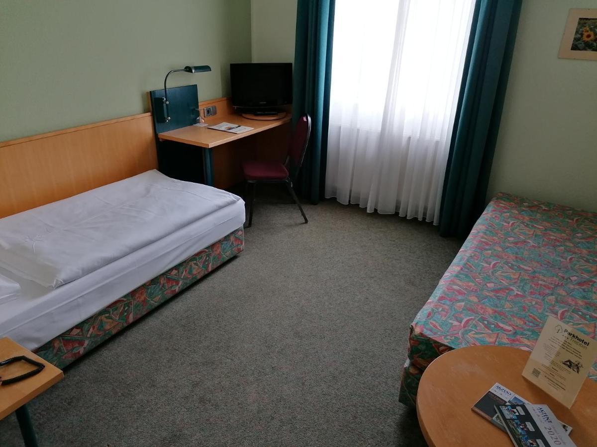 Akzent Parkhotel Trebbin Экстерьер фото